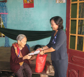 Kỷ niệm 61 năm ngày Thương binh Liệt sĩ (27/7/1947 - 27/7/2008)