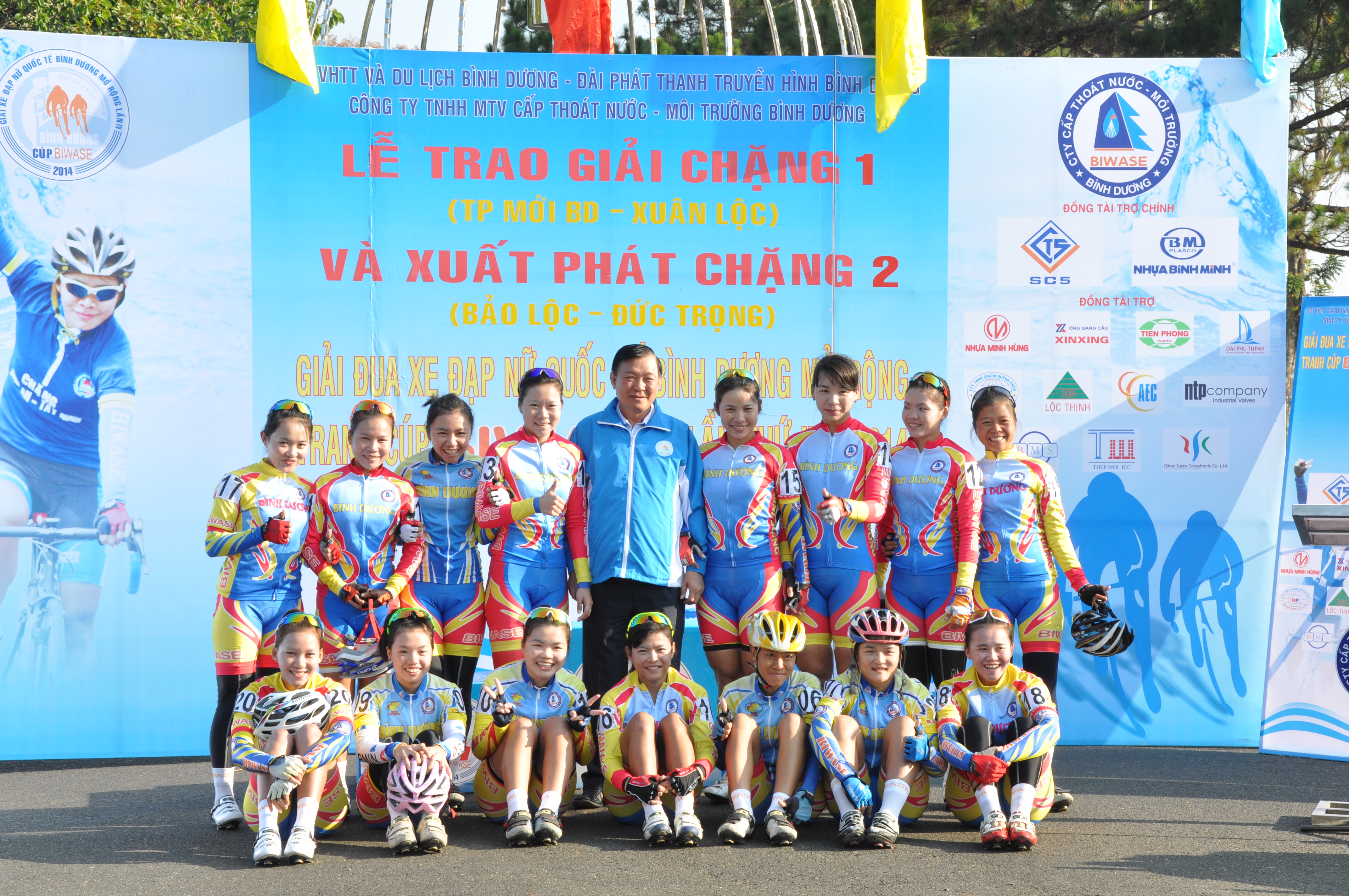 Tường thuật trực tiếp Giải đua xe đạp nữ quốc tế Bình Dương mở rộng tranh cúp BIWASE lần IV - năm 2014 (Chặng 2 ngày 08/03/2014: Từ Bảo Lộc đến Đức Trọng)
