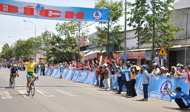 Tường thuật trực tiếp Giải đua xe đạp nữ quốc tế Bình Dương mở rộng tranh cúp BIWASE lần thứ IV - năm 2014 (Chặng 7 ngày 12/03/2014: Tp. Phan Thiết – Bà Rịa Vũng Tàu)