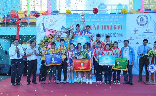 Lễ bế mạc và trao giải Giải đua xe đạp nữ quốc tế Bình Dương mở rộng tranh cúp BIWASE lần thứ IV - năm 2014