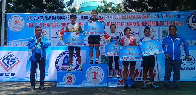 Giải xe đạp nữ quốc tế Bình Dương mở rộng lần thứ VII - Năm 2017: Kết quả chung cuộc chặng 8 - TP.Phan Thiết đi TP.Vũng Tàu dài 120 km.
